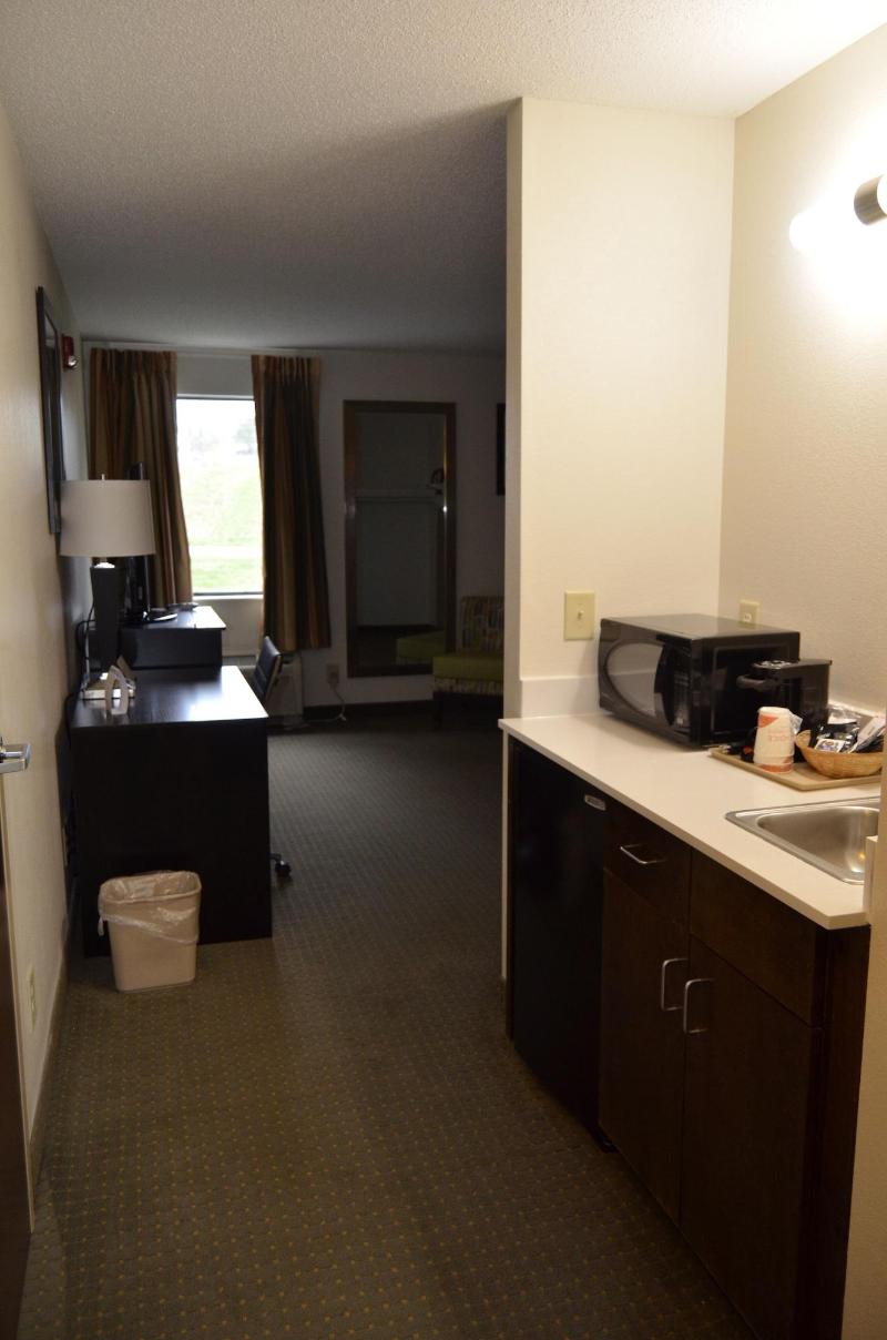 Quality Inn image
