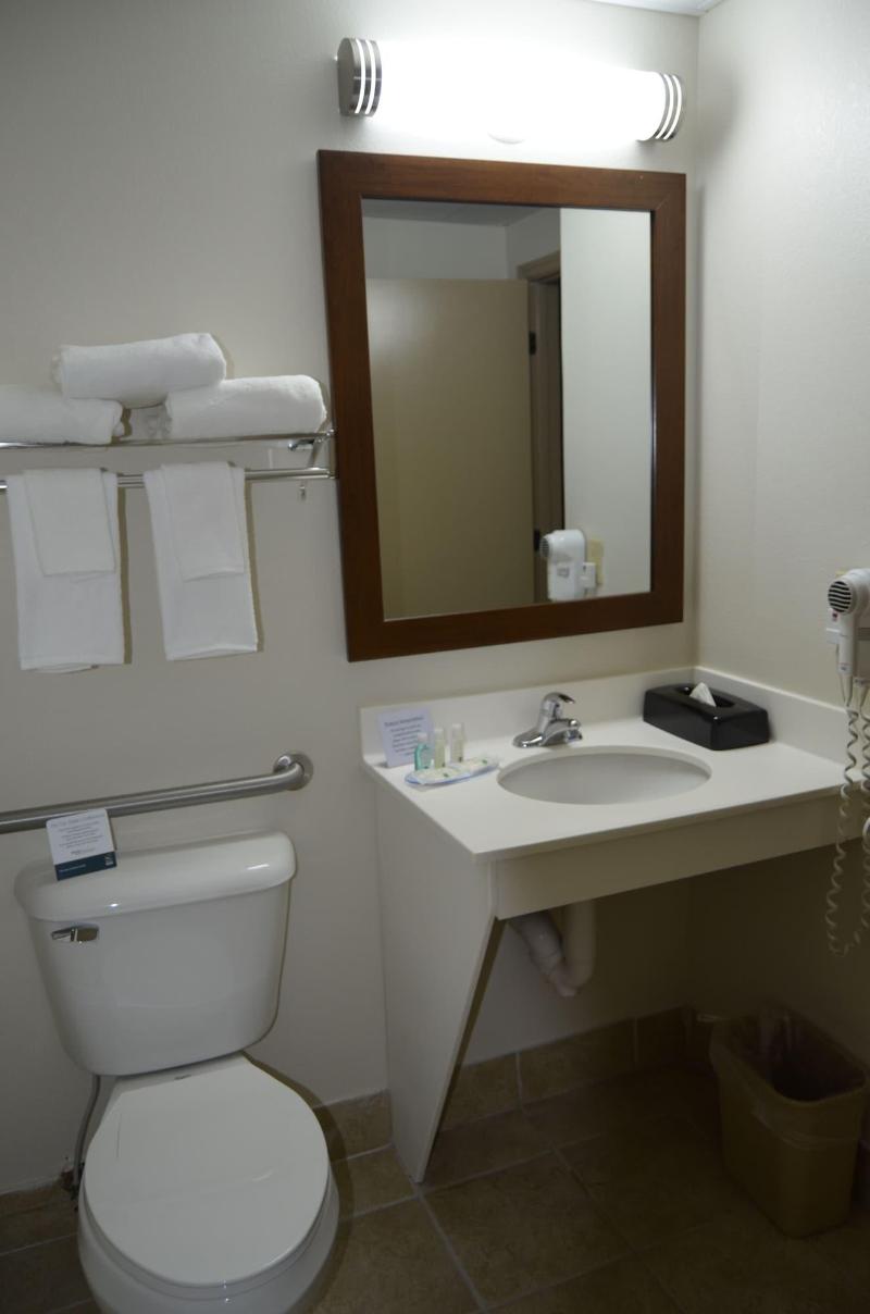 Quality Inn image