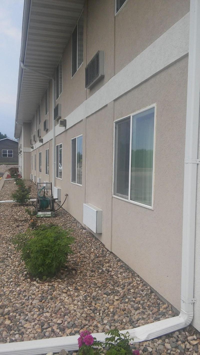 Bilmar Inn & Suites Dell Rapids Near Sioux Falls image