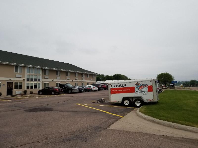 Bilmar Inn & Suites Dell Rapids Near Sioux Falls image