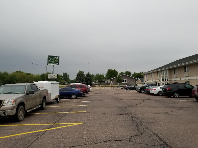 Bilmar Inn & Suites Dell Rapids Near Sioux Falls image