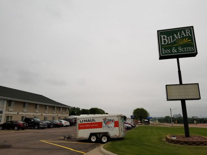 Bilmar Inn & Suites Dell Rapids Near Sioux Falls image