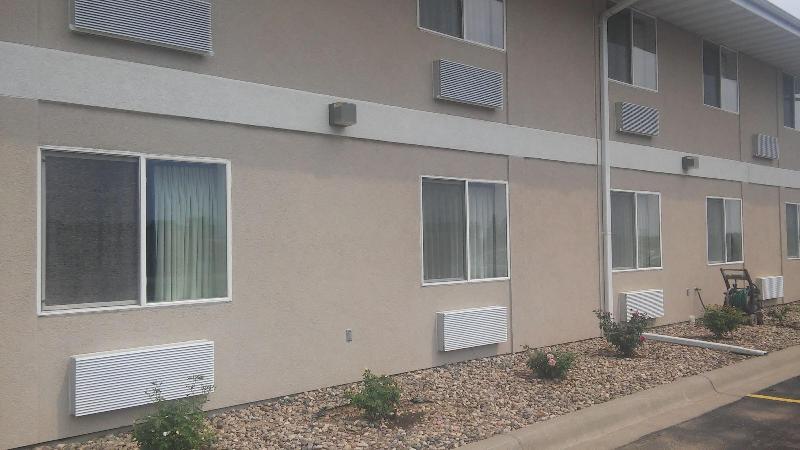 Bilmar Inn & Suites Dell Rapids Near Sioux Falls image