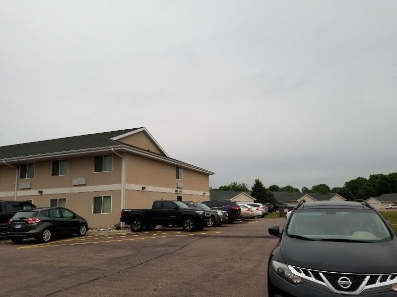 Bilmar Inn & Suites Dell Rapids Near Sioux Falls image