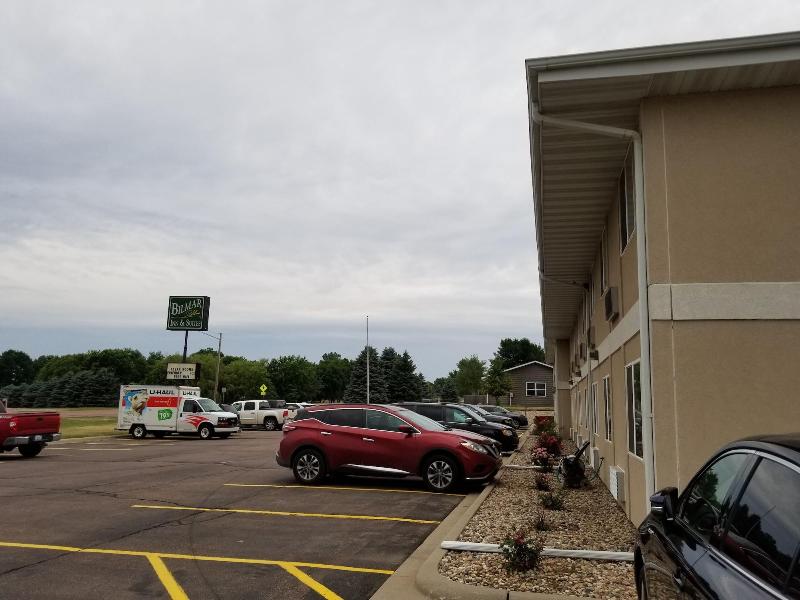 Bilmar Inn & Suites Dell Rapids Near Sioux Falls image