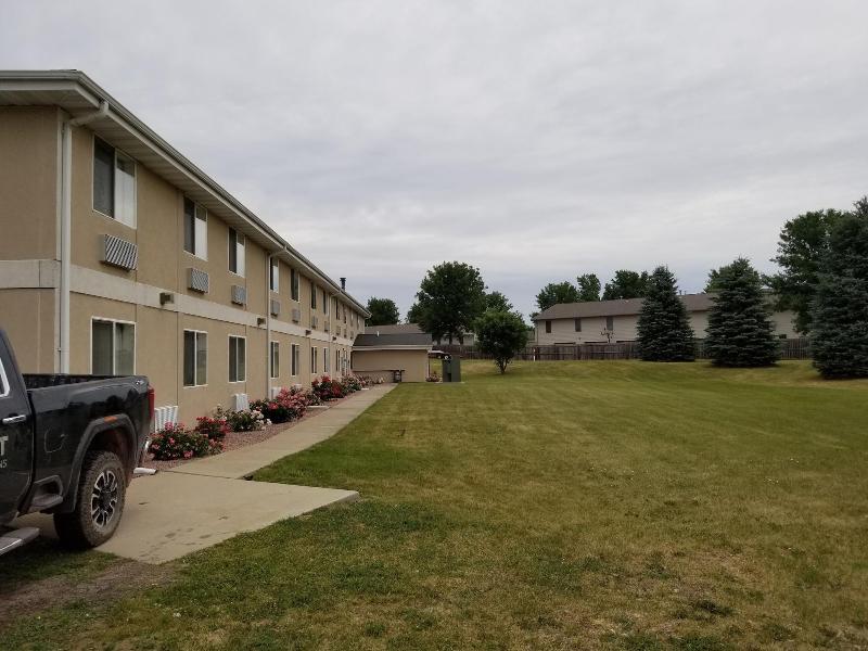 Bilmar Inn & Suites Dell Rapids Near Sioux Falls image