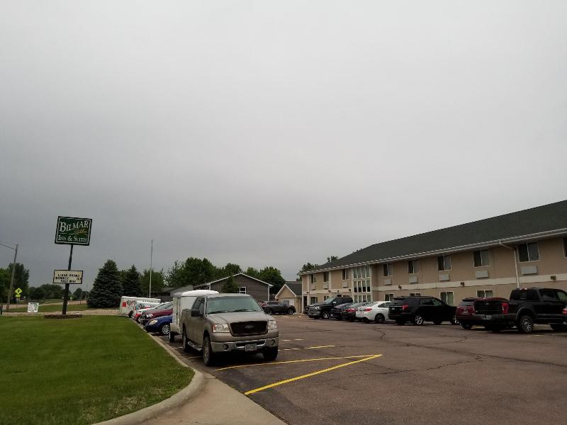 Bilmar Inn & Suites Dell Rapids Near Sioux Falls image