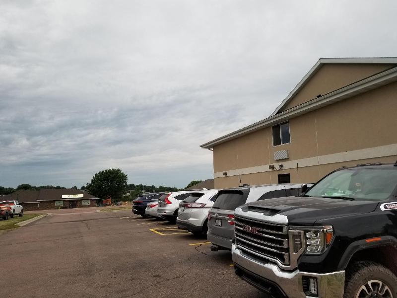 Bilmar Inn & Suites Dell Rapids Near Sioux Falls image