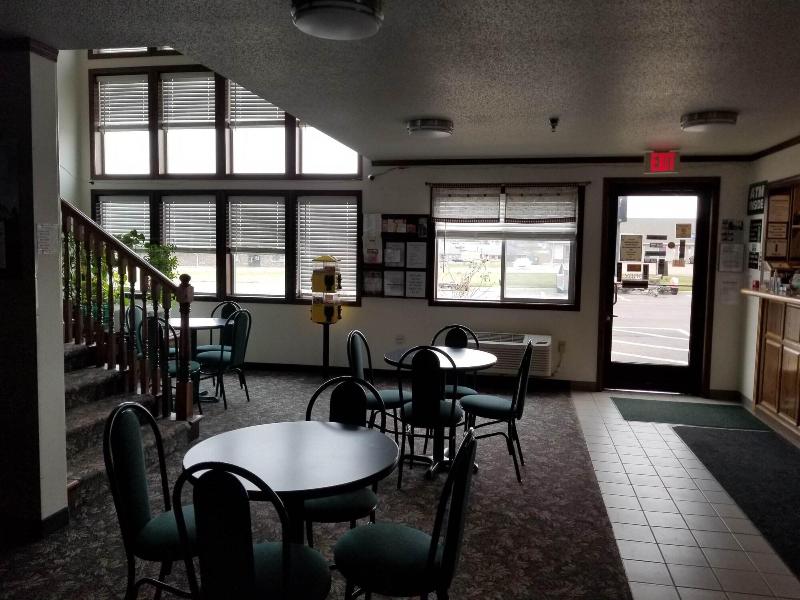 Bilmar Inn & Suites Dell Rapids Near Sioux Falls image