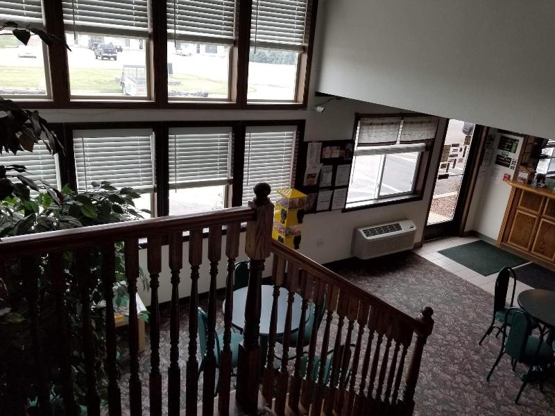 Bilmar Inn & Suites Dell Rapids Near Sioux Falls image