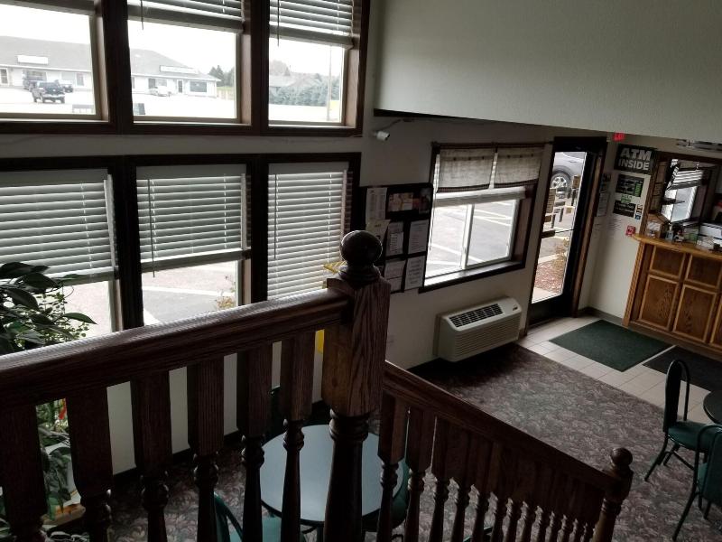 Bilmar Inn & Suites Dell Rapids Near Sioux Falls image