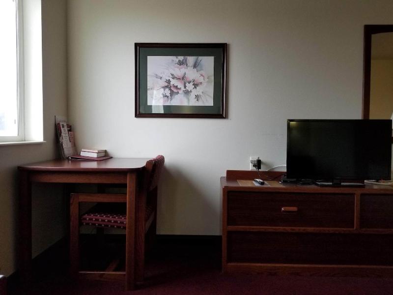 Bilmar Inn & Suites Dell Rapids Near Sioux Falls image