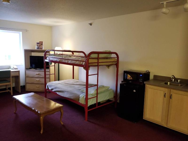 Bilmar Inn & Suites Dell Rapids Near Sioux Falls image