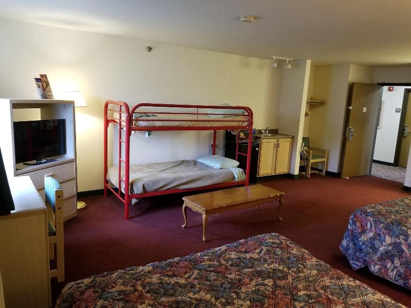 Bilmar Inn & Suites Dell Rapids Near Sioux Falls image