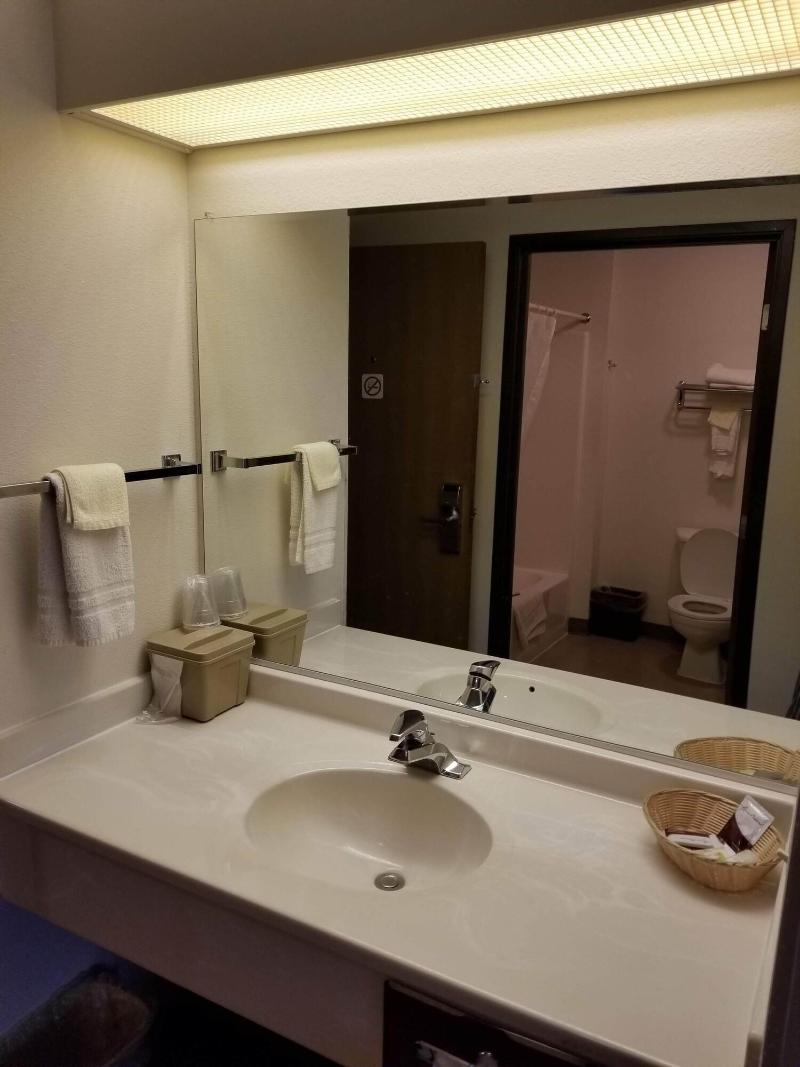 Bilmar Inn & Suites Dell Rapids Near Sioux Falls image