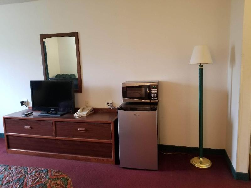 Bilmar Inn & Suites Dell Rapids Near Sioux Falls image