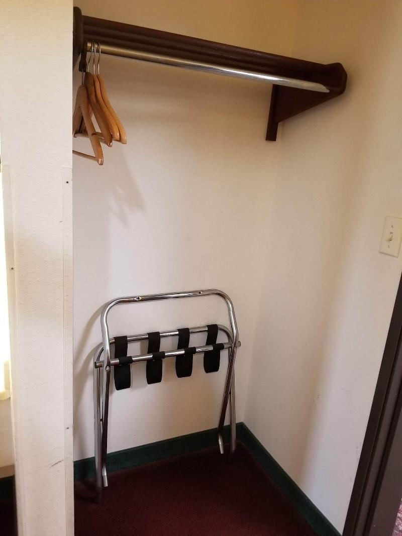 Bilmar Inn & Suites Dell Rapids Near Sioux Falls image
