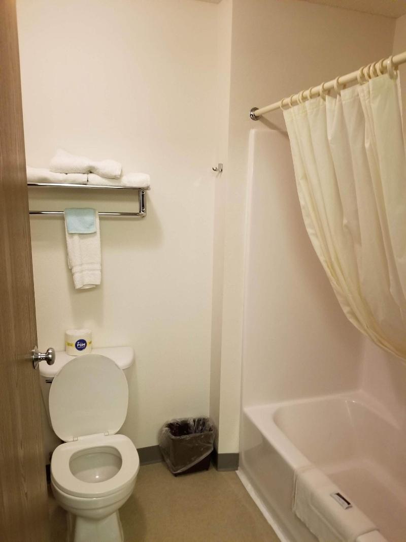 Bilmar Inn & Suites Dell Rapids Near Sioux Falls image