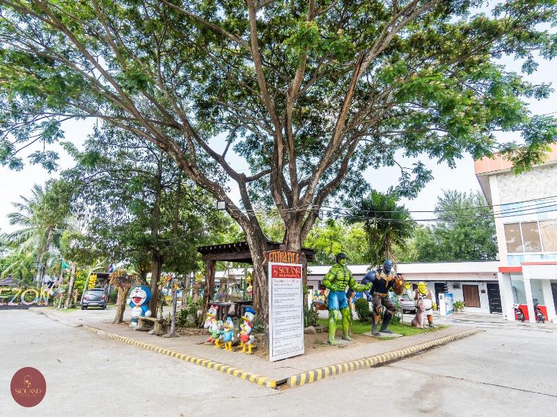 Quezon Premier Hotel Candelaria image
