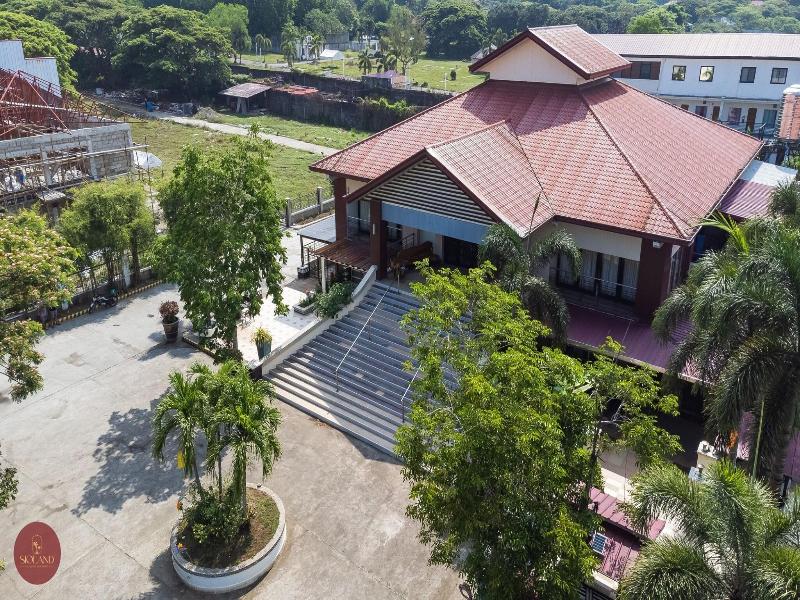 Quezon Premier Hotel Candelaria image