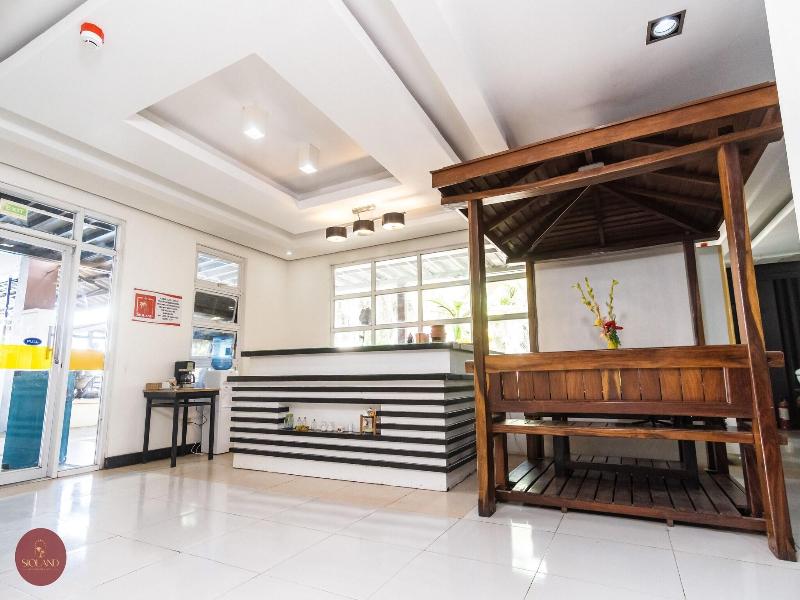 Quezon Premier Hotel Candelaria image