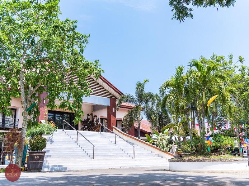 Quezon Premier Hotel Candelaria image