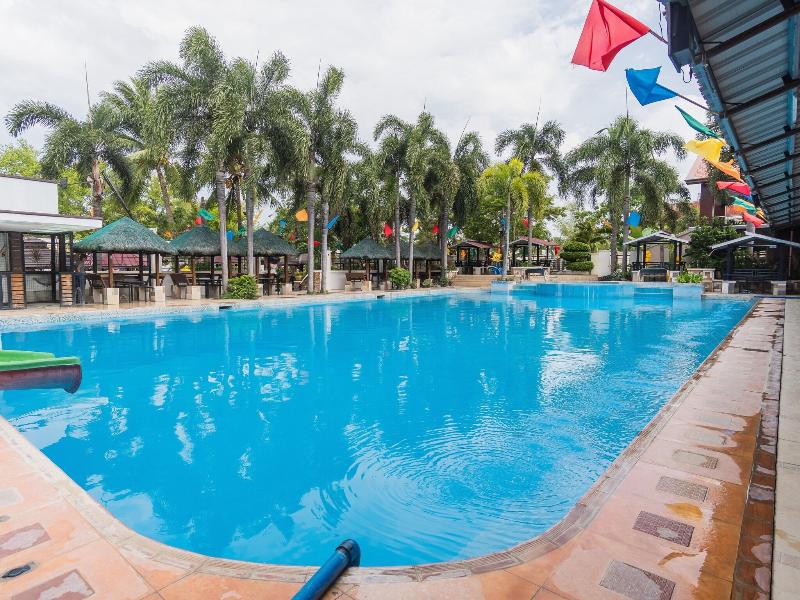 Quezon Premier Hotel Candelaria image