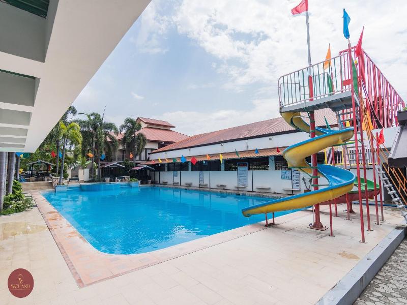 Quezon Premier Hotel Candelaria image