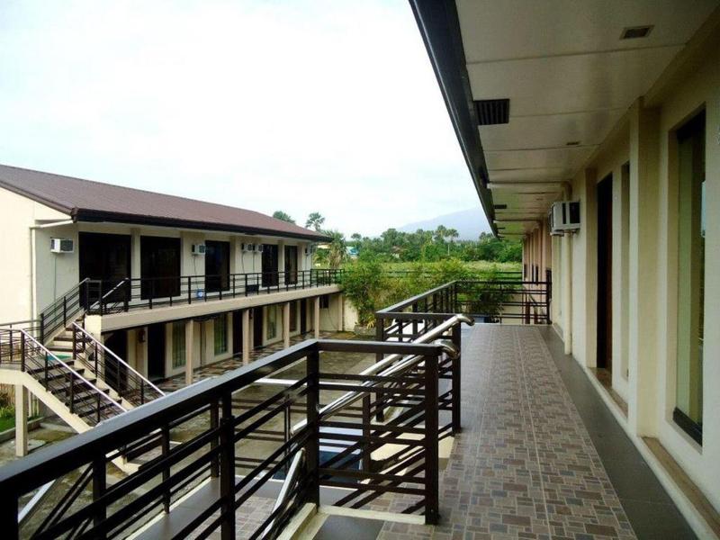 Quezon Premier Hotel Lucena