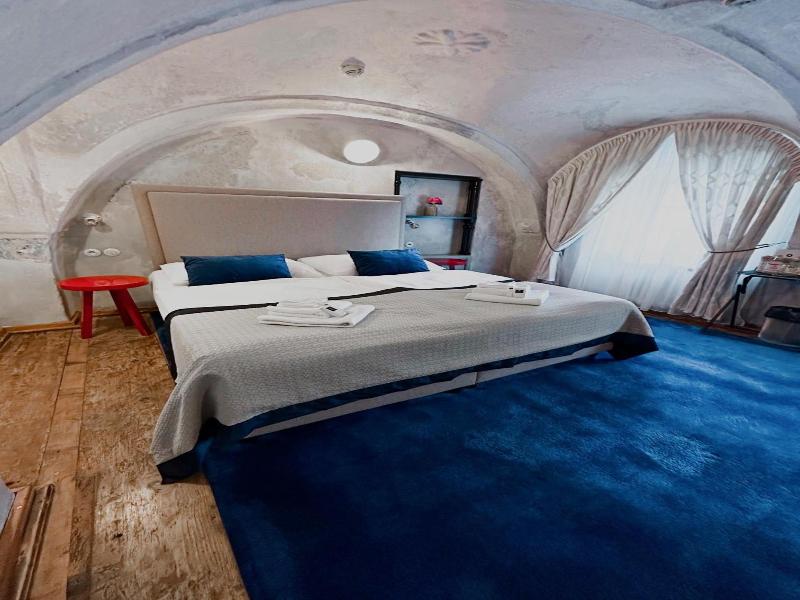 Hotel Kocour image
