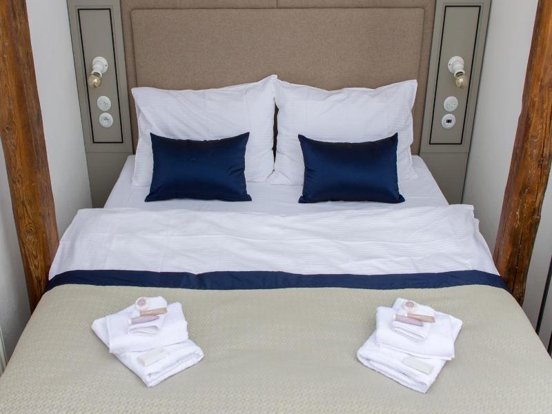 Hotel Kocour image