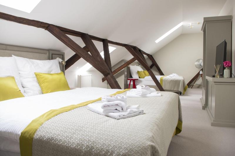 Hotel Kocour image