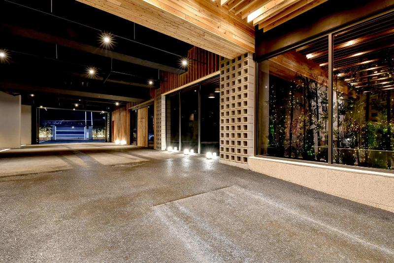 Blanc Business Hotel image