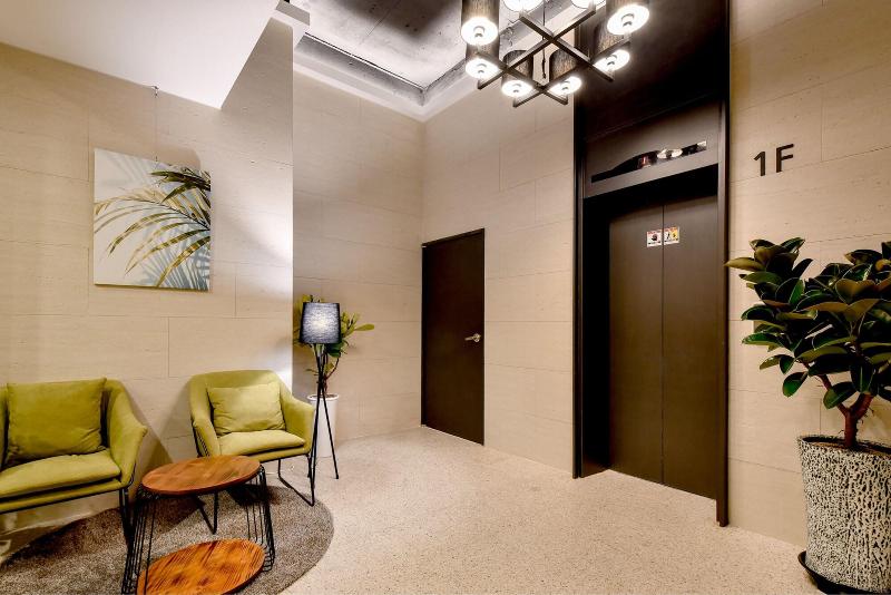 Blanc Business Hotel image