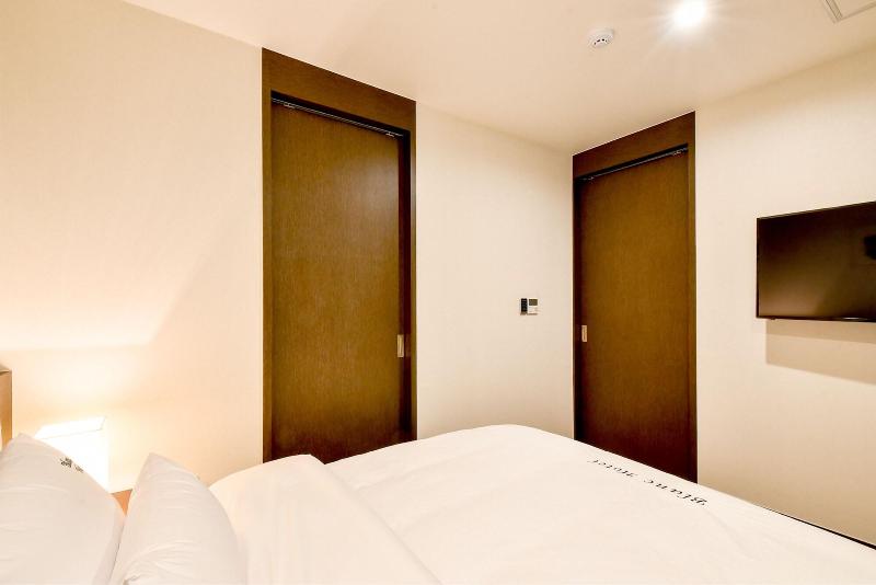 Blanc Business Hotel image