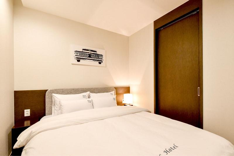 Blanc Business Hotel image