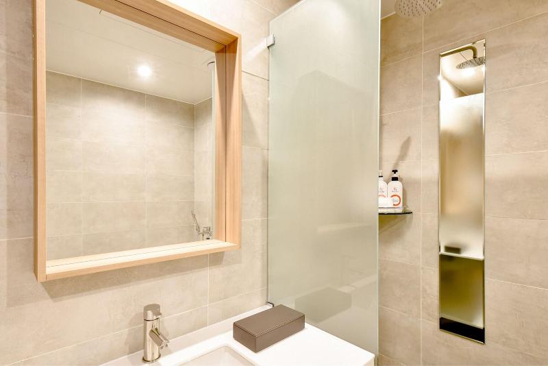Blanc Business Hotel image