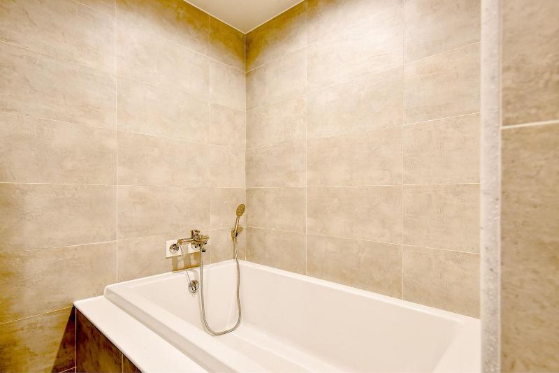 Blanc Business Hotel image