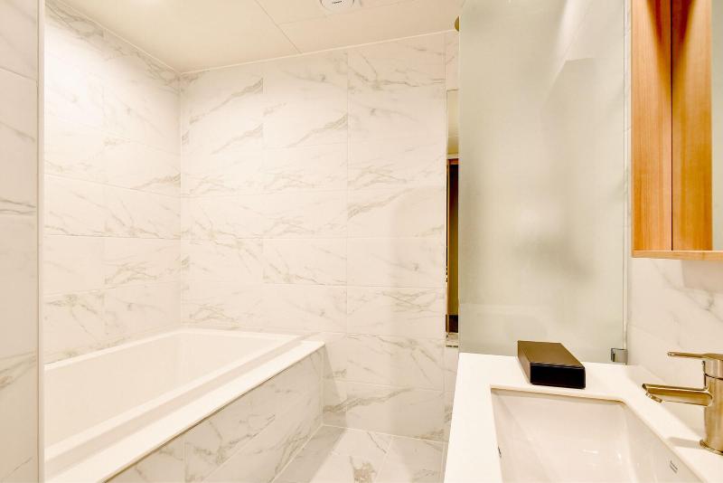 Blanc Business Hotel image