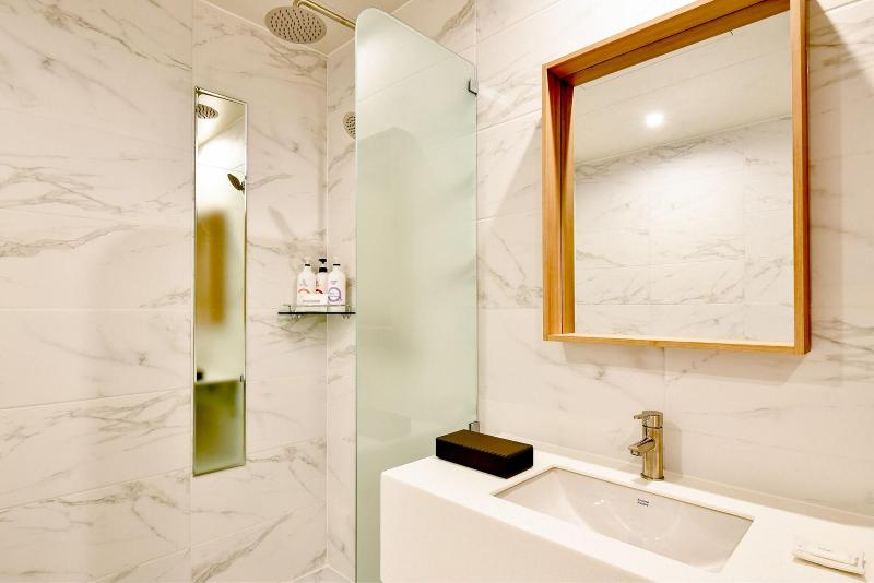 Blanc Business Hotel image