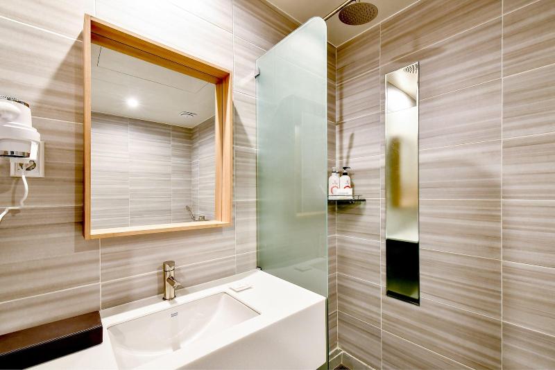 Blanc Business Hotel image