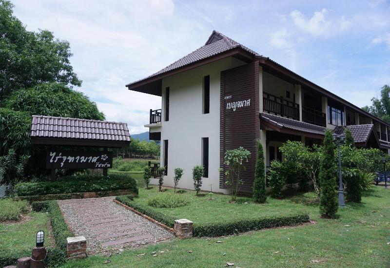 Rai Juthamas Resort image