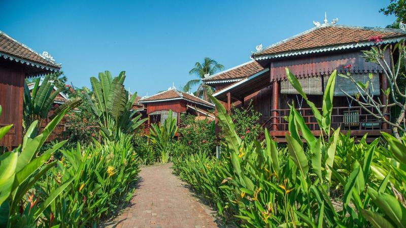 Rajabori Villas image