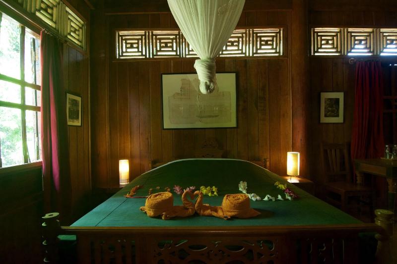 Rajabori Villas image