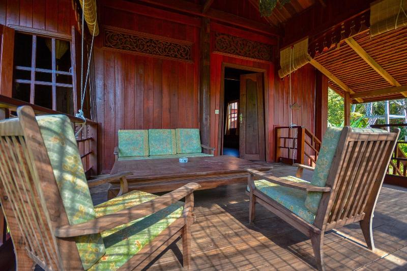 Rajabori Villas image