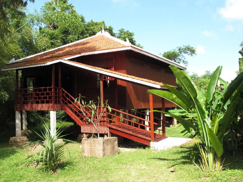 Rajabori Villas image