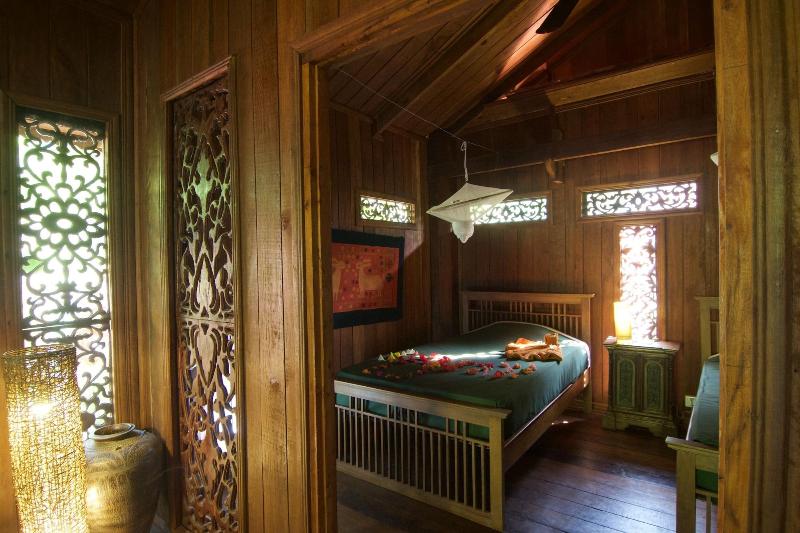 Rajabori Villas image
