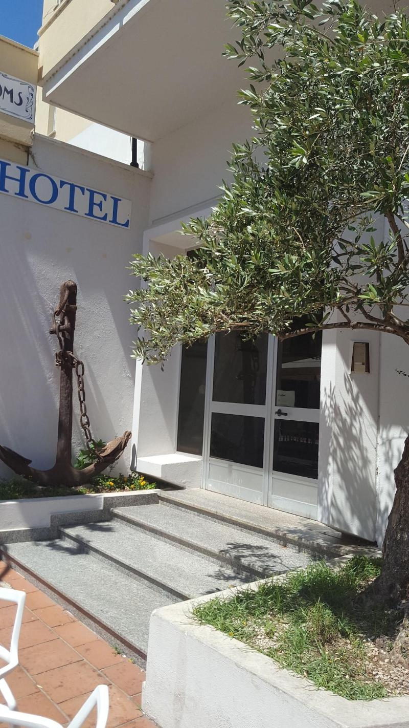 Hotel L'Ancora image