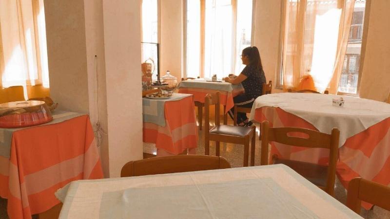 Hotel L'Ancora image