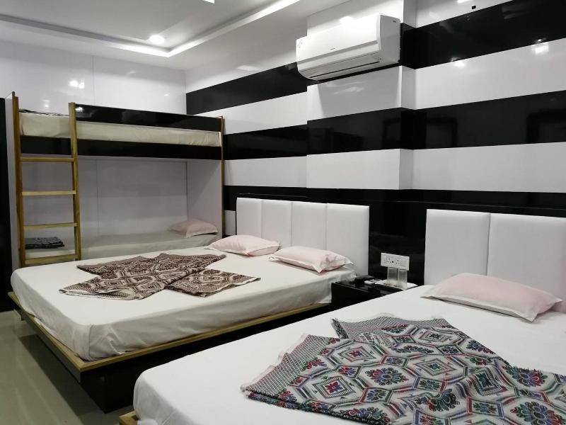 Hotel Laabh image